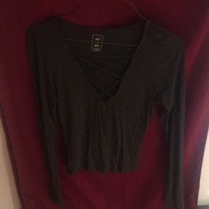 Long sleeve, cross chest shirt
